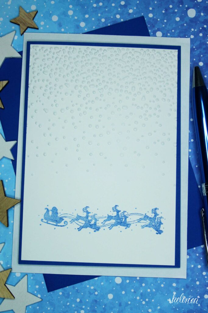 Schnee geprägt mit blauem Santa